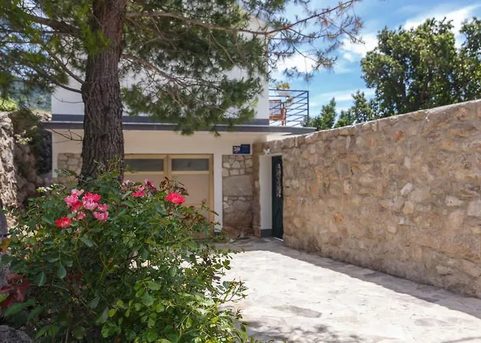 Holiday home Unit_type_terraced_house With Pool 55425